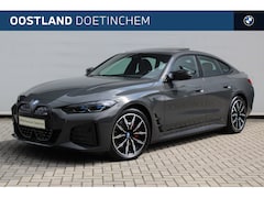 BMW i4 - M50 High Executive / Schuif-kanteldak / Trekhaak / Laserlight / Active Cruise Control / M