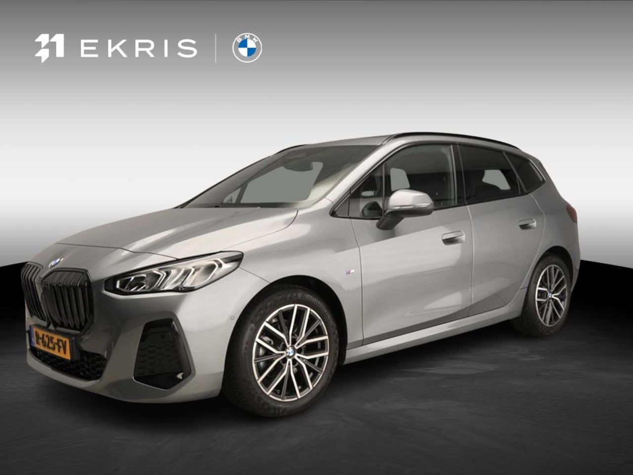 BMW 2-serie Active Tourer - 218i | M-Sportpakket | LED | Navigatie | Trekhaak | Panoramadak | Sportstoelen | DAB | Har - AutoWereld.nl