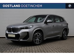 BMW iX1 - xDrive30 M Sport / Sportstoelen / Comfort Access / Adaptieve LED / Stoelverwarming / Achte