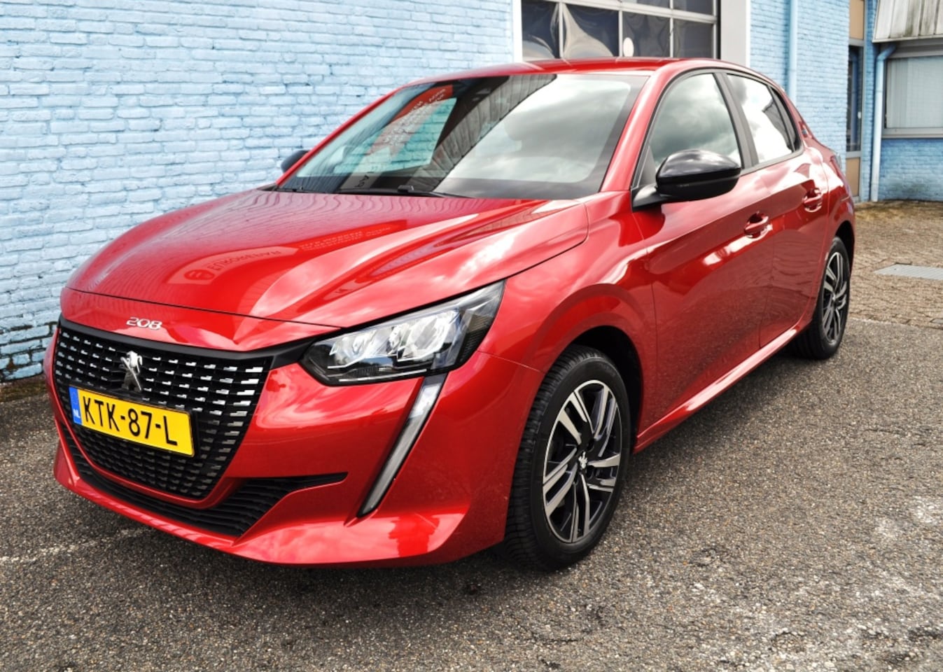 Peugeot 208 - 1.2 StyleP. Aut. Pdc+cam Nav LED crc - AutoWereld.nl