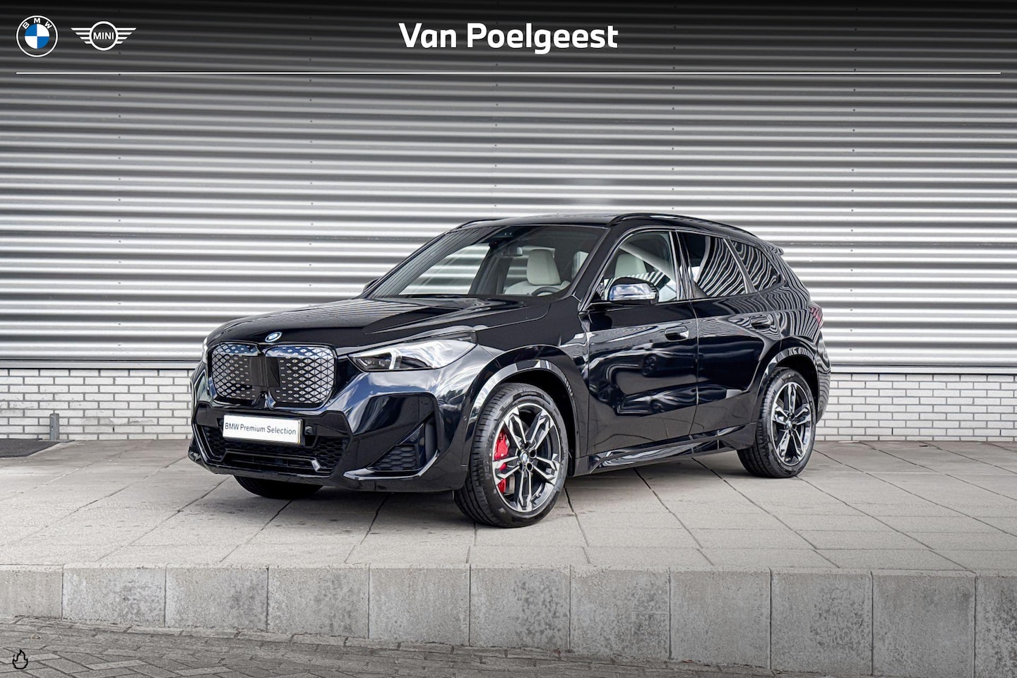 BMW iX1 - eDrive20 67 kWh M Sport Edition Trekhaak | M Sport | Panoramadak - AutoWereld.nl