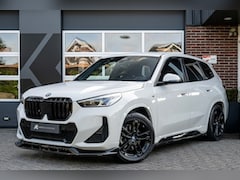 BMW iX1 - xDrive30 M Sport | Maxton | Camera | Adaptief M-Onderstel | 313 pk | Stoelverw. | 19' Inch