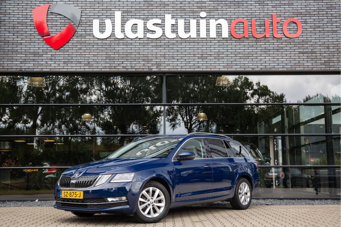 Skoda Octavia Combi - 1.4 TSI Greentech Style Business 1.4 TSI Greentech Style Business , Trekhaak, - AutoWereld.nl