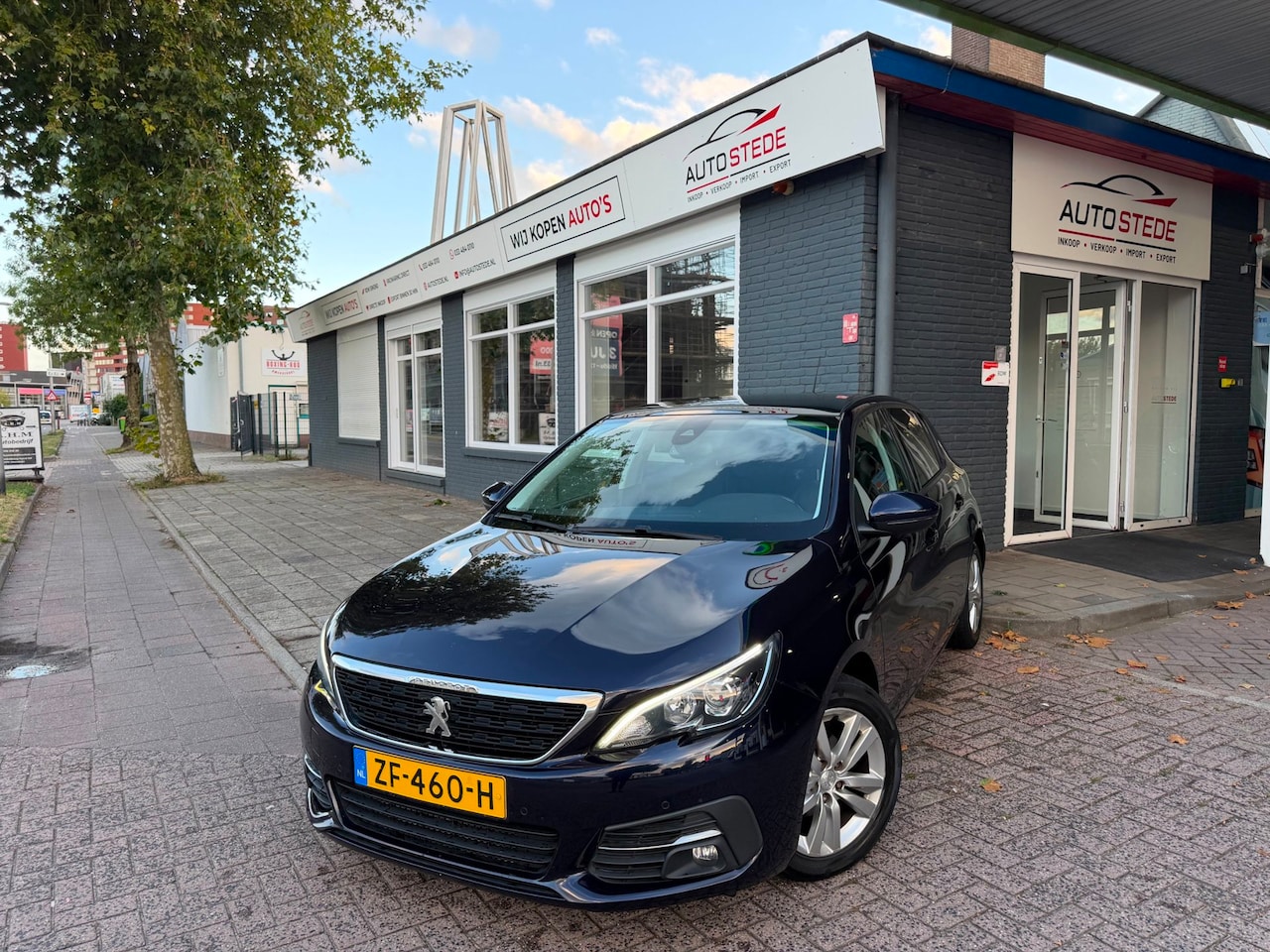 Peugeot 308 - 1.2 PureTech Blue Lease Executive NAP AIRCO NAVI PANORAMA - AutoWereld.nl