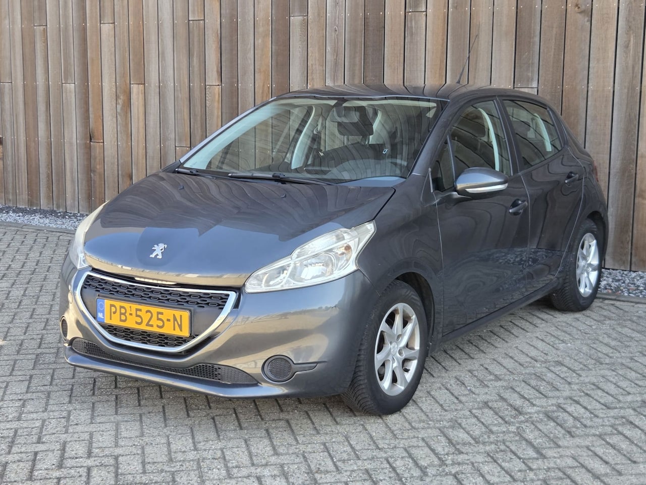 Peugeot 208 - 1.2 VTi Access Airco - AutoWereld.nl