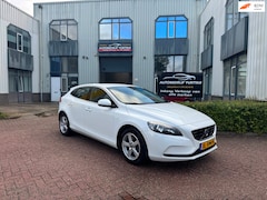 Volvo V40 - 1.6 T2 Summum