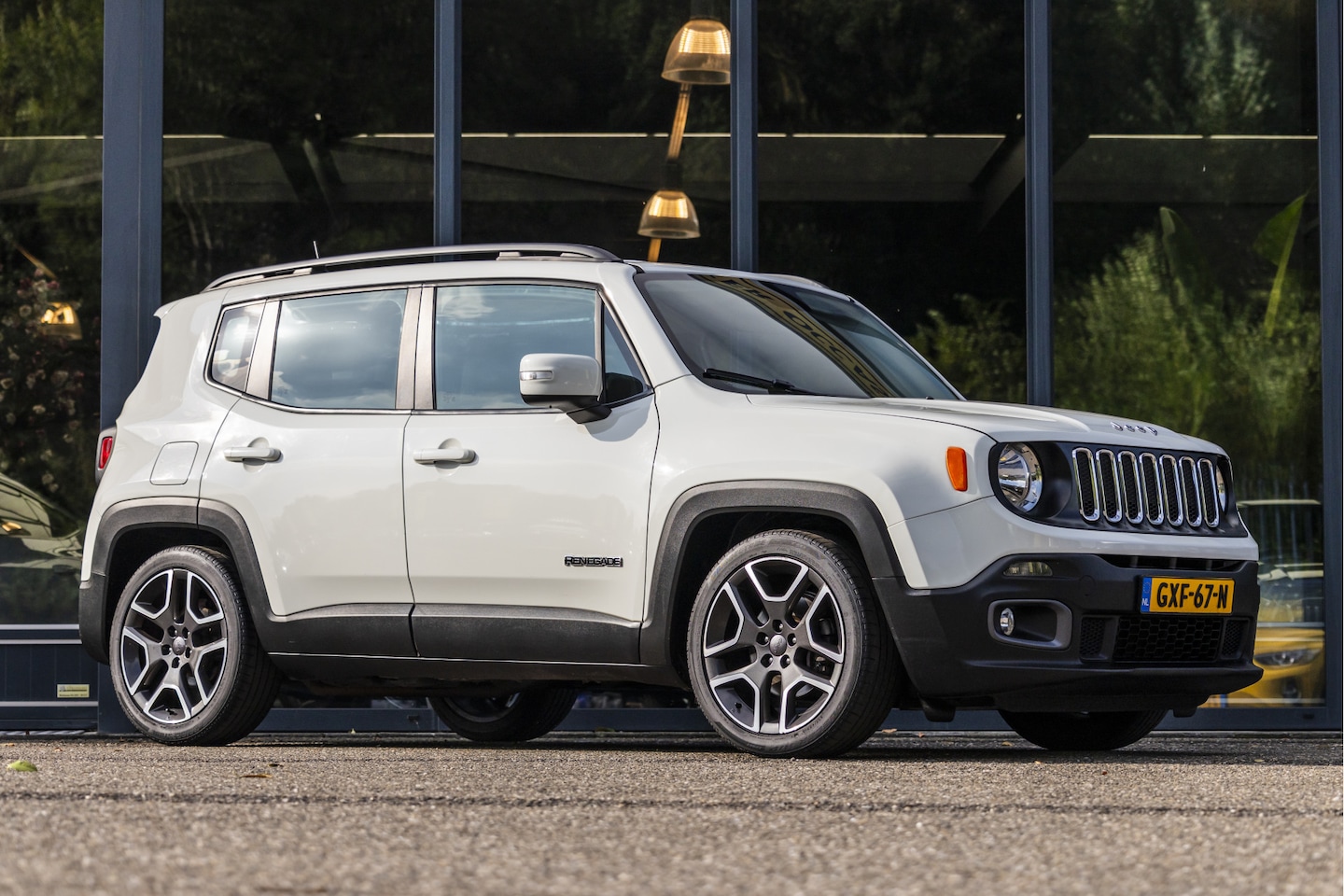 Jeep Renegade - 1.6 E-torq Sport 1.6 E-Torq Sport - AutoWereld.nl