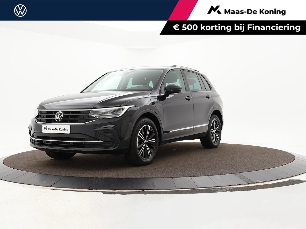 Volkswagen Tiguan - 1.4 TSI 245pk DSG eHybrid Life Business · Camera · P-Sensoren · Wegklapbare Trekhaak · Dod - AutoWereld.nl