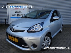 Toyota Aygo - 1.0 VVT-i 5-DRS AUTOMAAT AIRCO TREKHAAK
