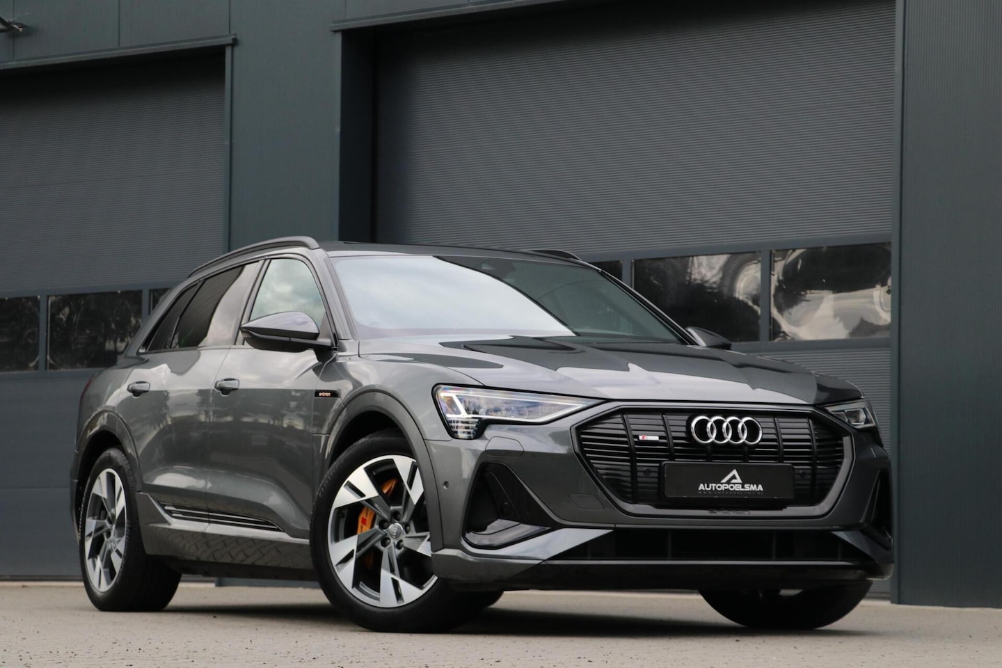 Audi e-tron - e-tron 313PK |2x S-LINE| BlackEdition AdaptiveCruise Panodak Luchtvering Trekhaak AppleCar - AutoWereld.nl