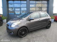 Toyota Yaris - 1.3 VVTi Aspiration 5drs Airco Cruise Trekhaak