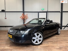 Audi A4 Cabriolet - 3.0 V6 / CLIMA / LEDER /