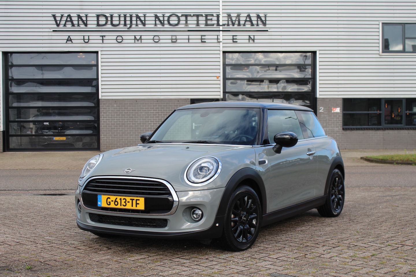 MINI Cooper - 1.5 Cooper / LED / Carplay / Keyless / N.A.P. - AutoWereld.nl