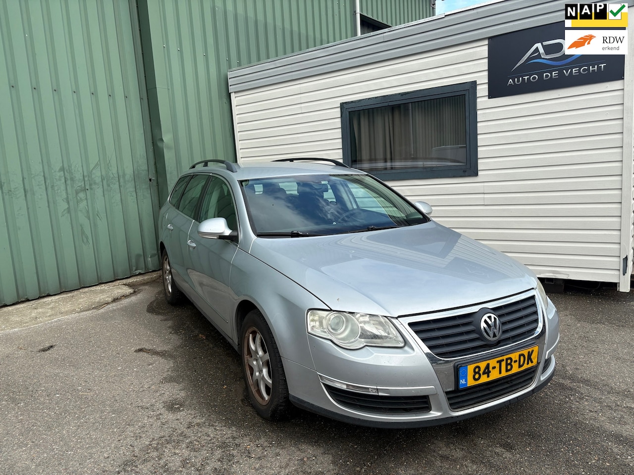 Volkswagen Passat Variant - 2.0 FSI Comfortline INRUILKOOPJE - LEES TEKST - AutoWereld.nl