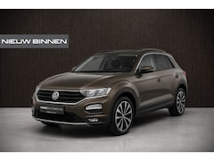 Volkswagen T-Roc - 1.0 TSI | Stoelverwarming | Apple Carplay | Parkeersensoren | Trekhaak | Climate Control |