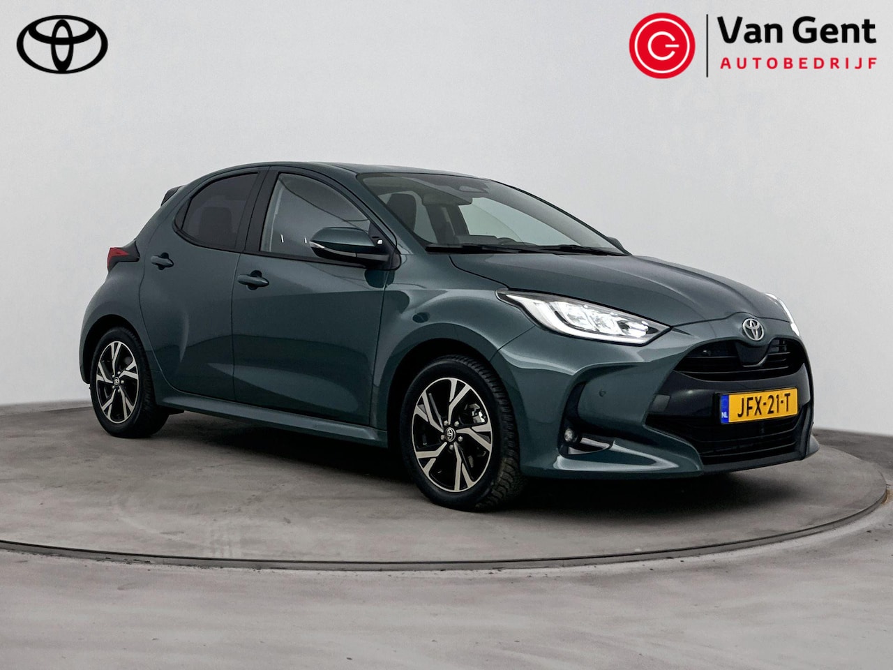Toyota Yaris - 1.5 Hybrid 115 Dynamic | Apple Carplay / Android Auto | Dodehoek detectie | Parkeersensore - AutoWereld.nl