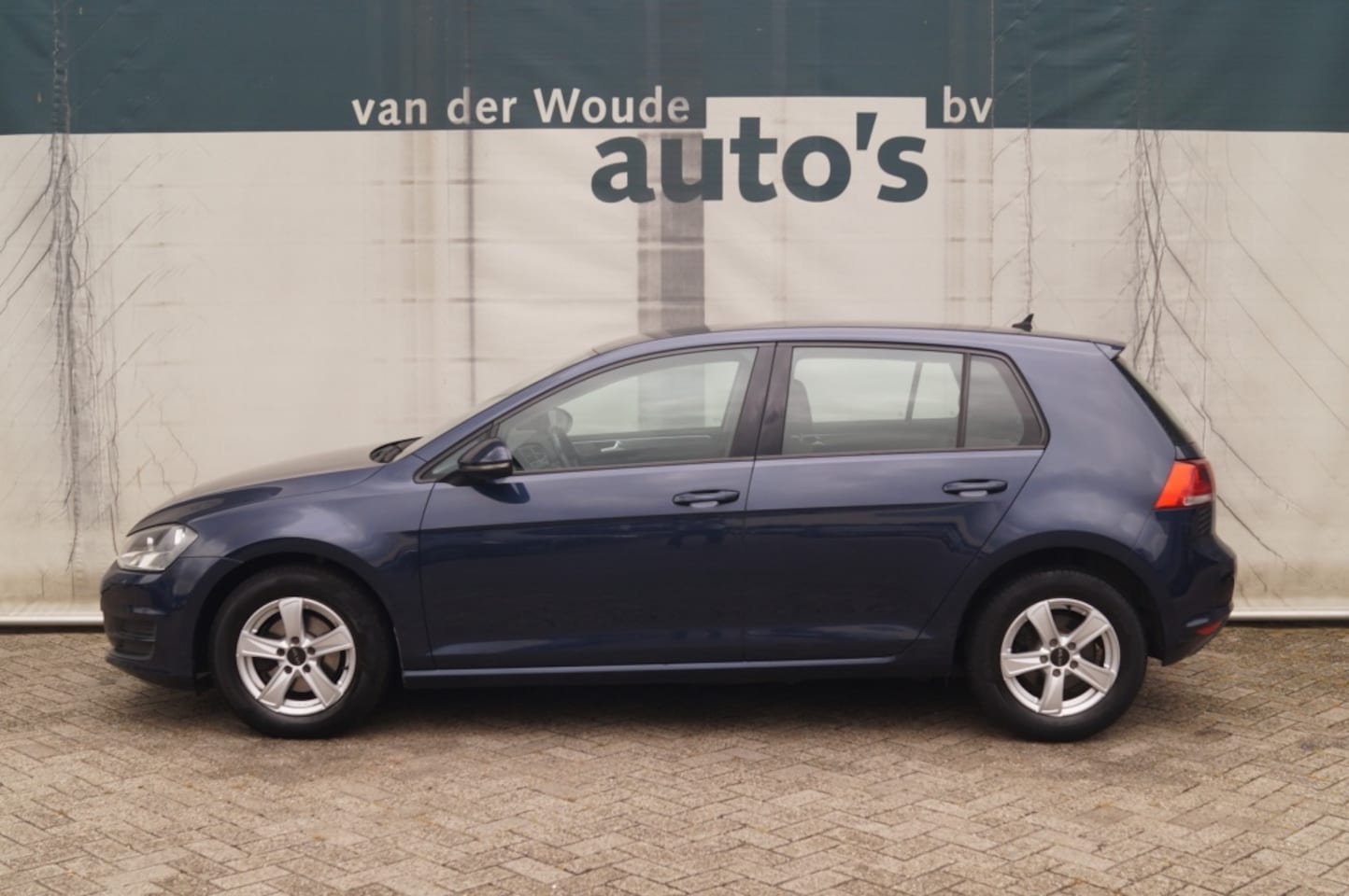 Volkswagen Golf - 1.2 TSI Trendline 1.2 TSI Trendline - AutoWereld.nl