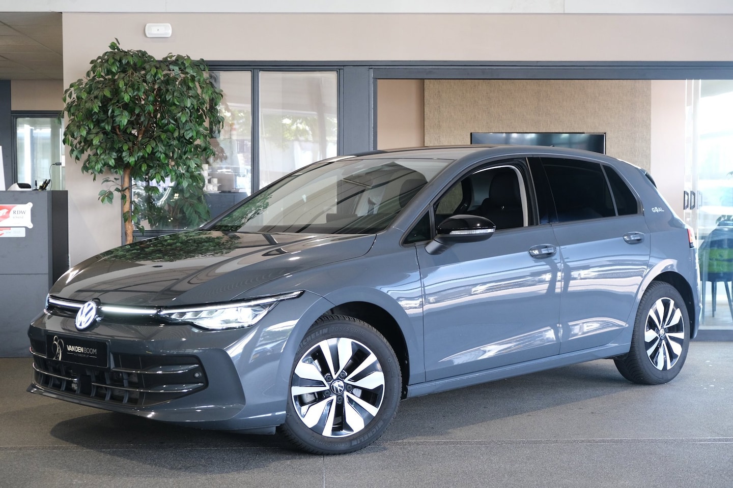 Volkswagen Golf - 8.5 1.5 TSI 150PK Facelift Goal Led Cam Navi Trekhaak ACC - AutoWereld.nl