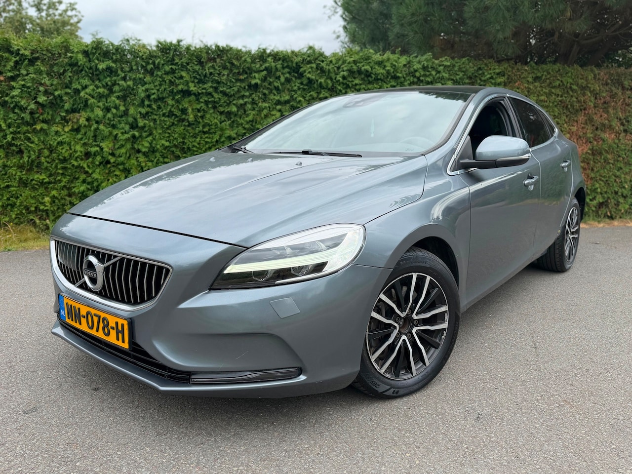 Volvo V40 - 2.0 D4 Nordic+Inscription Panoramadak Navi EX BPM !! - AutoWereld.nl