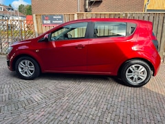 Chevrolet Aveo - 1.4 LT zeer netjes
