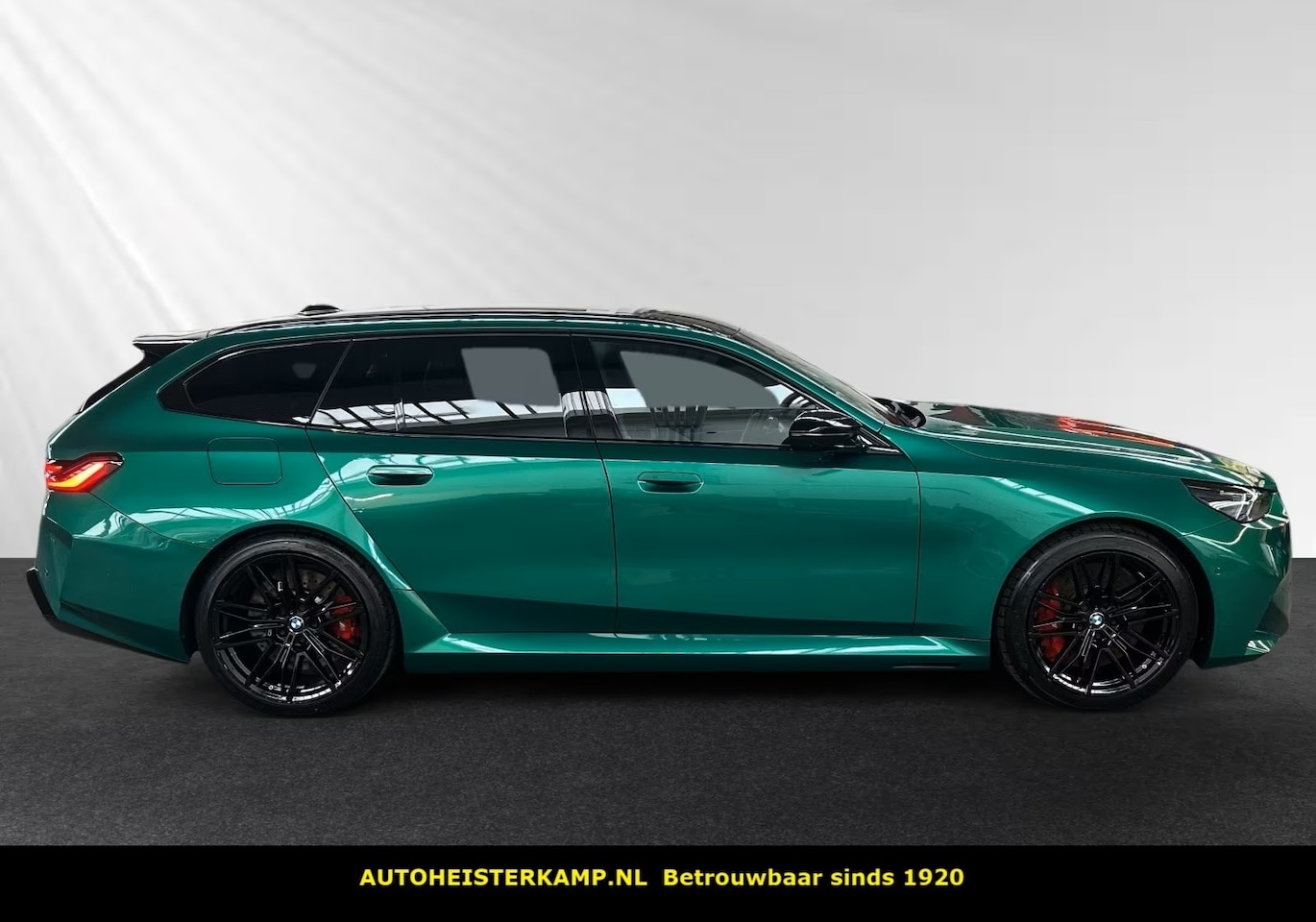 BMW 5-serie Touring - M5 V8 727 PK ACC Head-Up Bowers en Wilkins Stoelkoeling - AutoWereld.nl