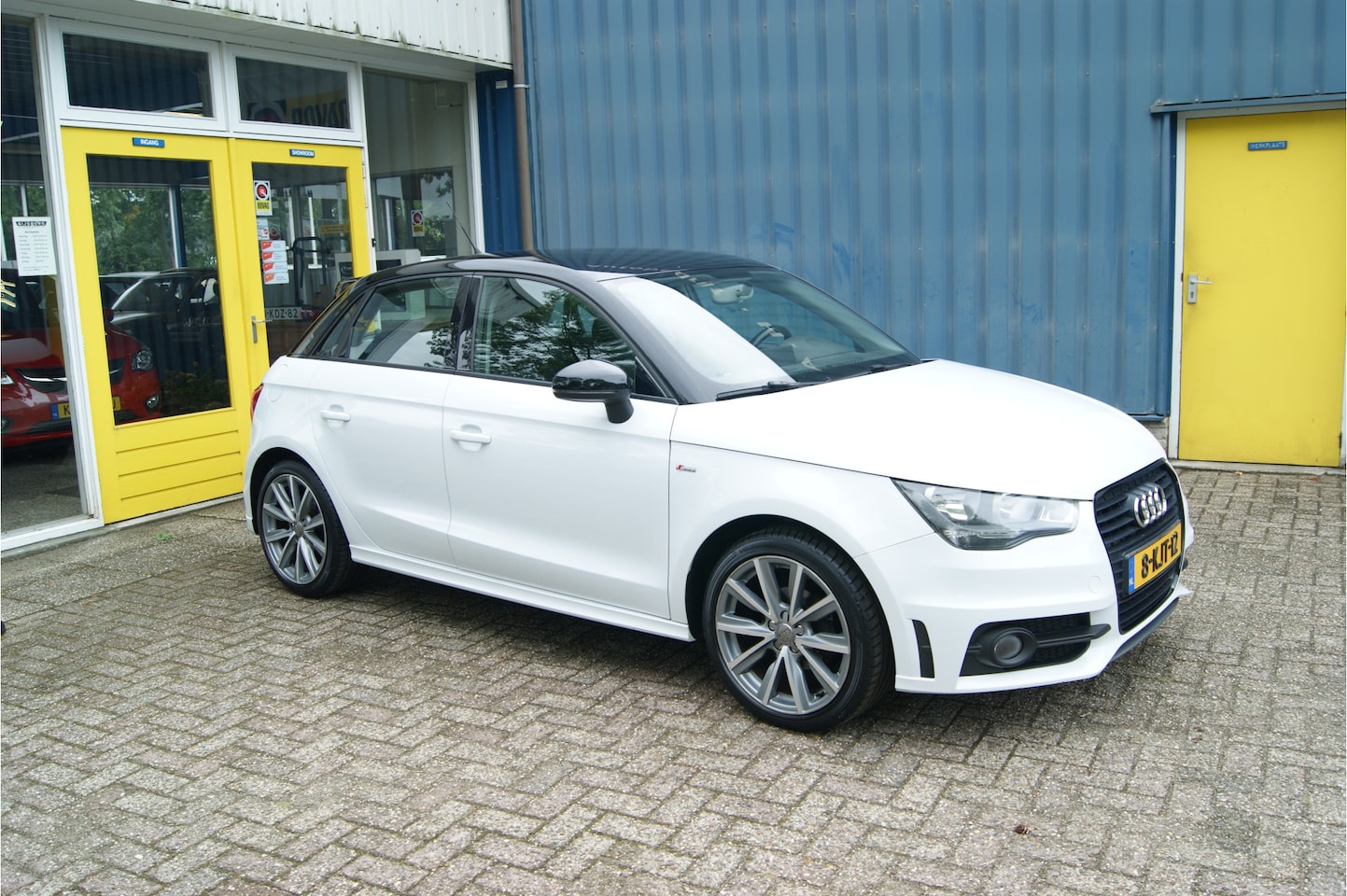 Audi A1 Sportback - 1.2 TFSI Admired 1.2 TFSI Admired, S-Line, Airco, Navi, Trekhaak!!! - AutoWereld.nl
