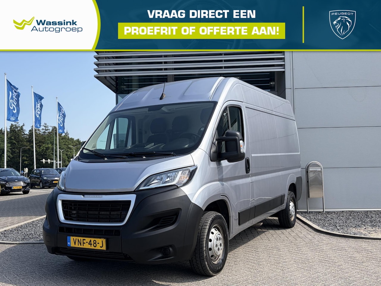 Peugeot Boxer - 330 2.2 BlueHDi 140 L2H2 Premium | Trekhaak | Achteruitrijcamera | Navigatie | - AutoWereld.nl