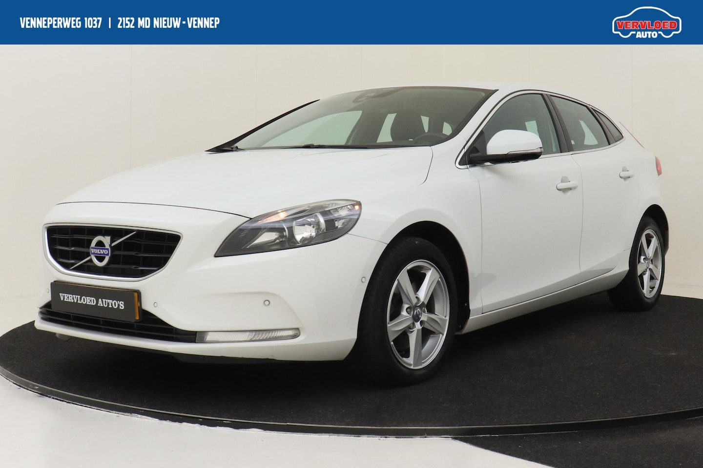 Volvo V40 - T3 MOMENTUM -CAMERA|AUTOM.PARK|VERW.VOORRUIT|KEYLESS|NAVI|STOELVERW. - AutoWereld.nl