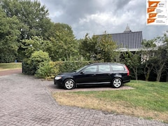 Volvo V70 - 2.5FT Momentum
