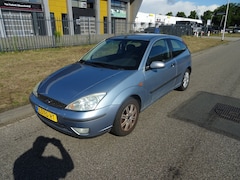 Ford Focus - 1.6-16V Futura