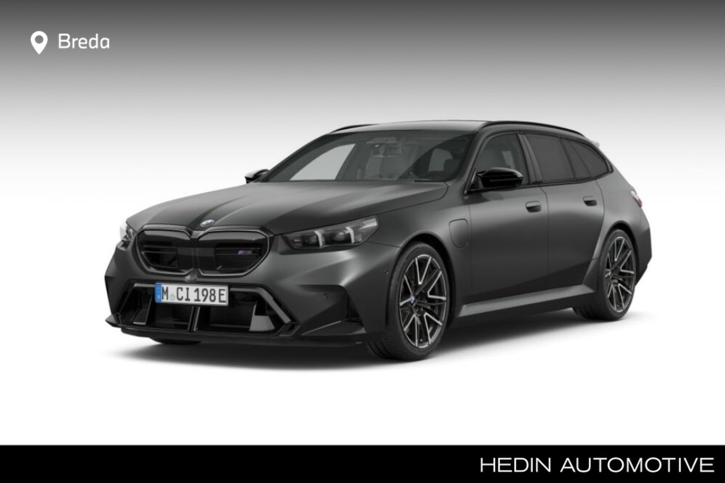 BMW 5-serie Touring - M5 | Frozen Deep Grey | Trekhaak | M Drivers Pack | Comfort Pack | Alcantara Hemel - AutoWereld.nl