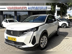 Peugeot 3008 - Style * 130 Pk * AUTOMAAT * Tip van de Chef * Navigatie * Trekhaak * Stoelverwarming * 17"