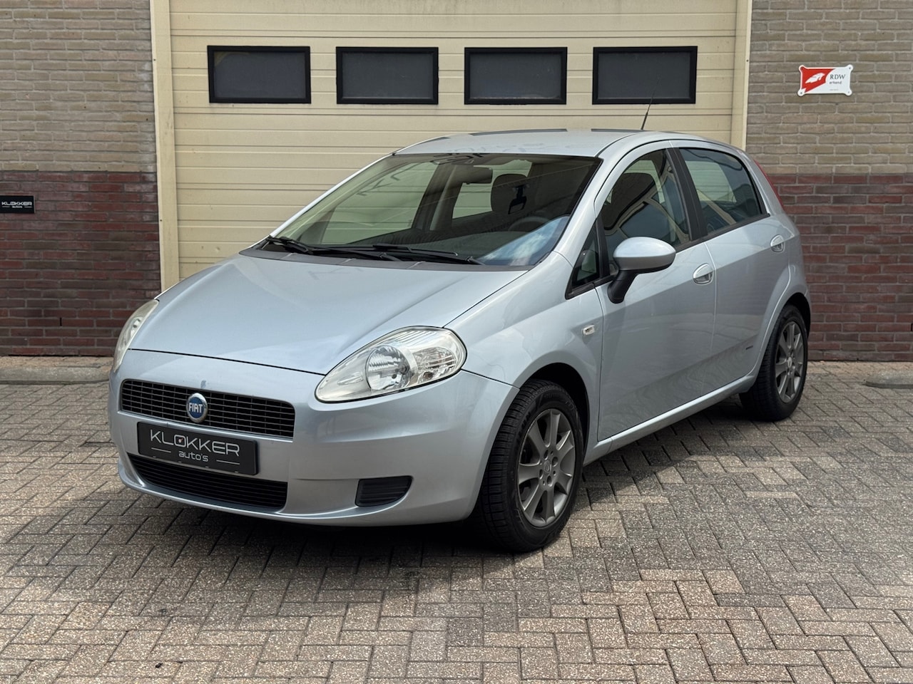 Fiat Grande Punto - 1.2 Active Airco|APK 03-2027|NWE Koppeling|Inruilkoopje - AutoWereld.nl