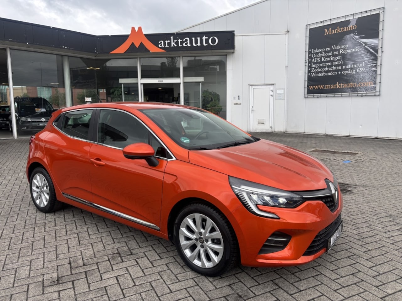 Renault Clio - 1.0 TCe Intens Carplay Cruise Camera Parkeersensoren - AutoWereld.nl