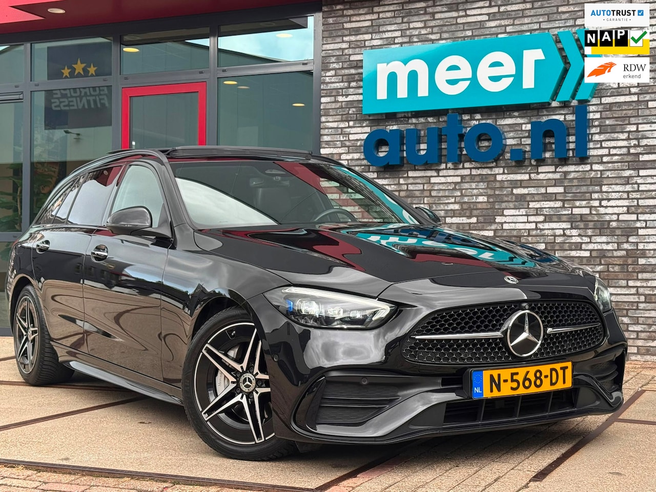Mercedes-Benz C-klasse Estate - 200 Launch Ed. AMG PANO l HUD l BURMESTER l 360 l KEYLESS l MATRIX l EL-STOEL l SFEER l NI - AutoWereld.nl