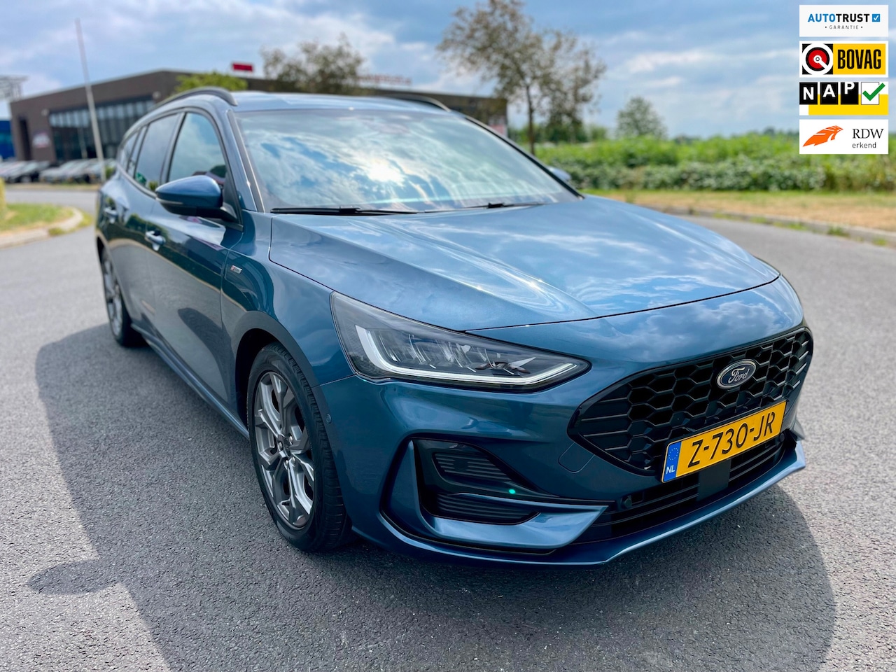 Ford Focus Wagon - 1.0 EcoBoost Hybrid ST Line 1.0 EcoBoost Hybrid ST Line, Aut, Acc, Trekhaak, Cam, Stoel-/stuurverw, Climate, LED, Pdc, - AutoWereld.nl