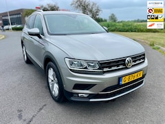 Volkswagen Tiguan - 1.5 TSI ACT Highline, Aut, Acc, Cam, Navi, Pdc, Stoelvrw, Leder, LED, 1e eig afk, Geen imp