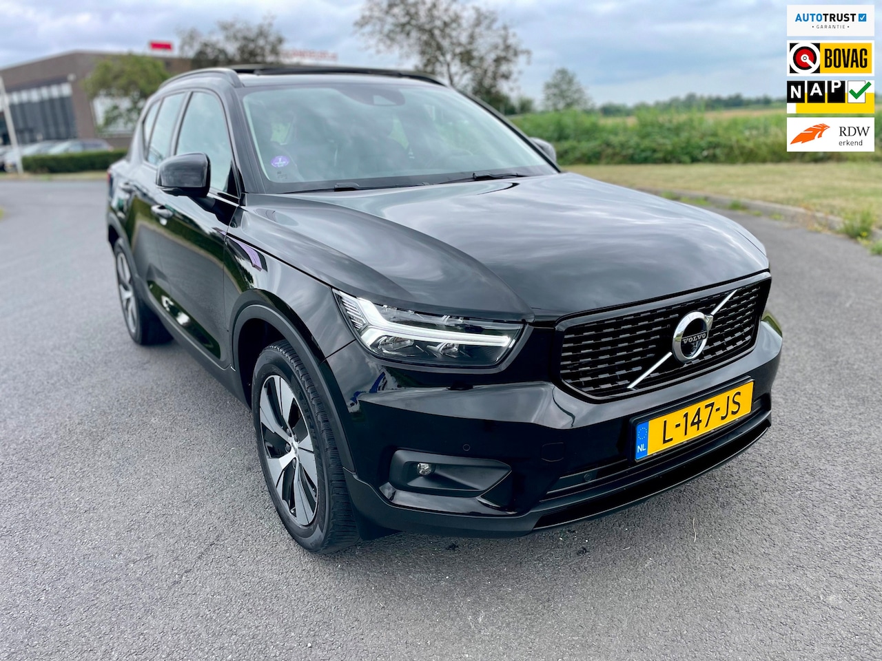 Volvo XC40 - 1.5 T4 Recharge R-Design Expression 1.5 T4 Recharge R-Design Expression, Aut, Trekhaak, Acc, Pano, H&K, Stoelvw, 1e eig afk, G - AutoWereld.nl