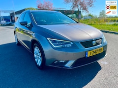 SEAT Leon ST - 1.2 TSI Style, Trekhaak, Stoelverw, Cruise/Climate control, Pdc, Carplay, LED, Leder/Alcan