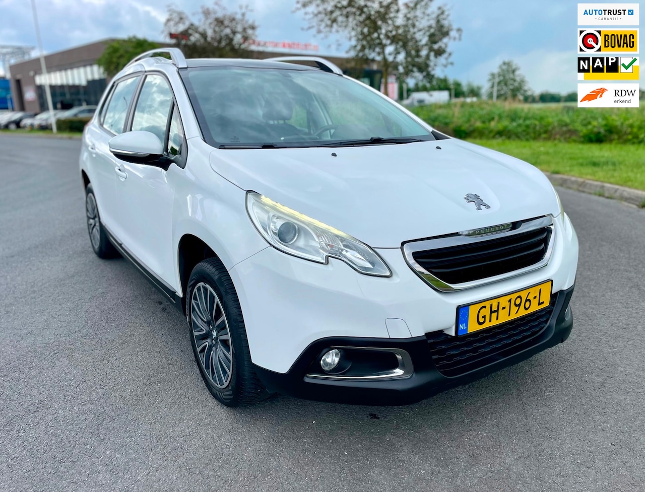 Peugeot 2008 - 1.2 PureTech Active 1.2 PureTech Active, Pano, Trekhaak, Navi, Cruise, Geen import, Nap, Volledig oh, Mooie km - AutoWereld.nl