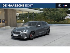 BMW 1-serie - 120 M Sport Automaat / Panoramadak / Sportstoelen / Comfort Access / Parking Assistant Plu