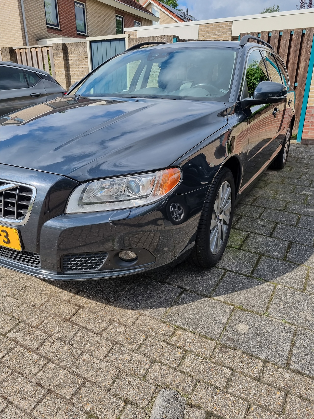 Volvo V70 - 1.6 T4 Limited Edition Onderhoudshitorie cpl. aanwezig,, - AutoWereld.nl