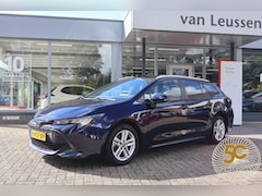 Toyota Corolla Touring Sports - 1.8 HYBRID NL-AUTO ALL-SEASON AD-CRUISE APPLE/ANDROID CAMERA CLIMA NAVI