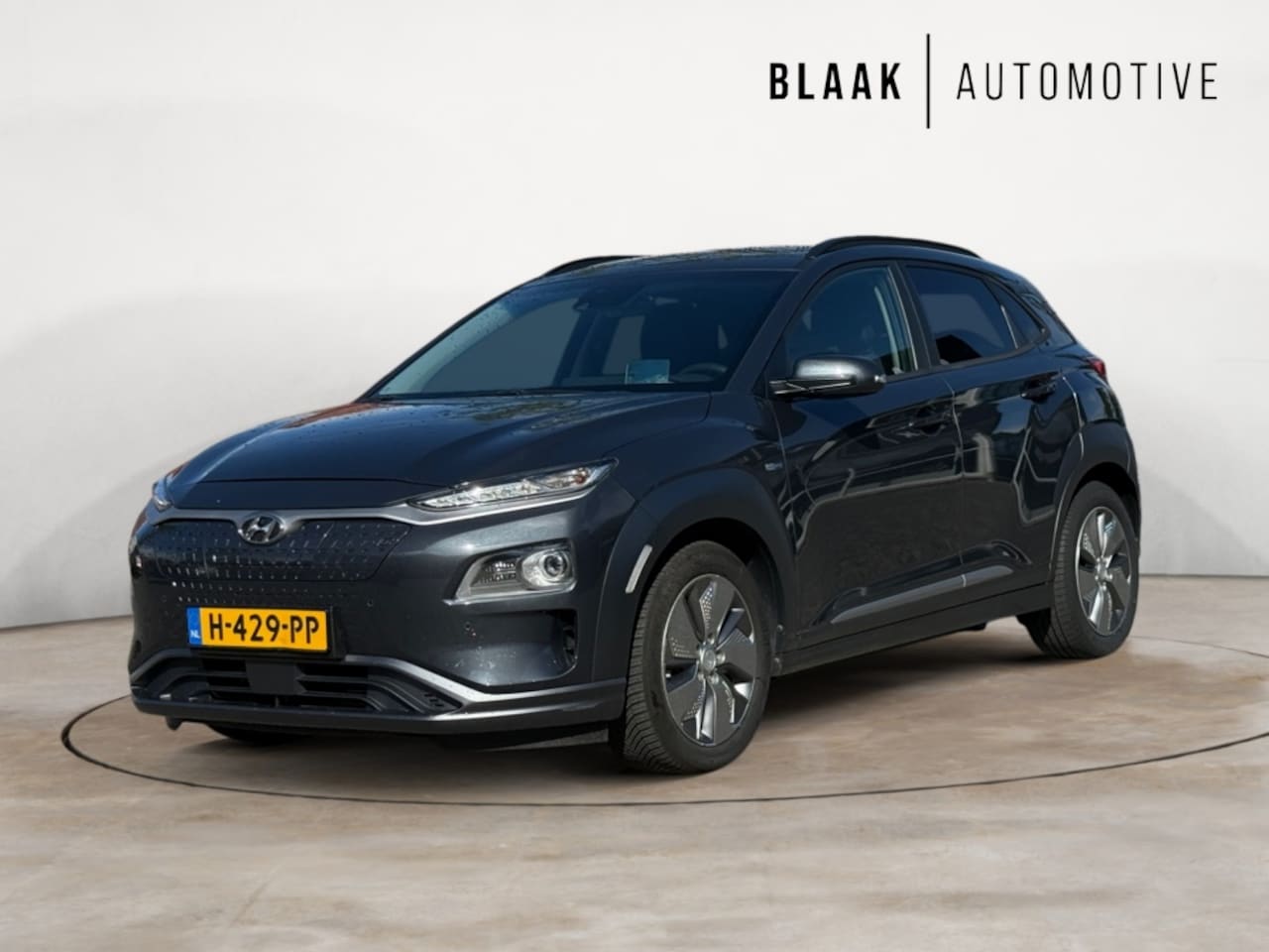 Hyundai Kona Electric - EV Premium 64 kWh BTW auto | 1e eigenaar | Apple/Android | Navi | Camera - AutoWereld.nl