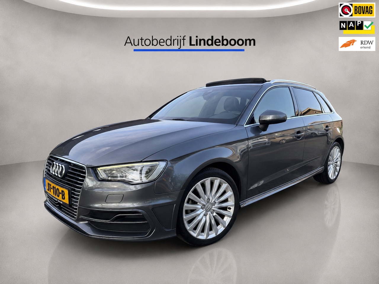 Audi A3 Sportback - 1.4 e-tron PHEV S-Line Panoramadak, - AutoWereld.nl