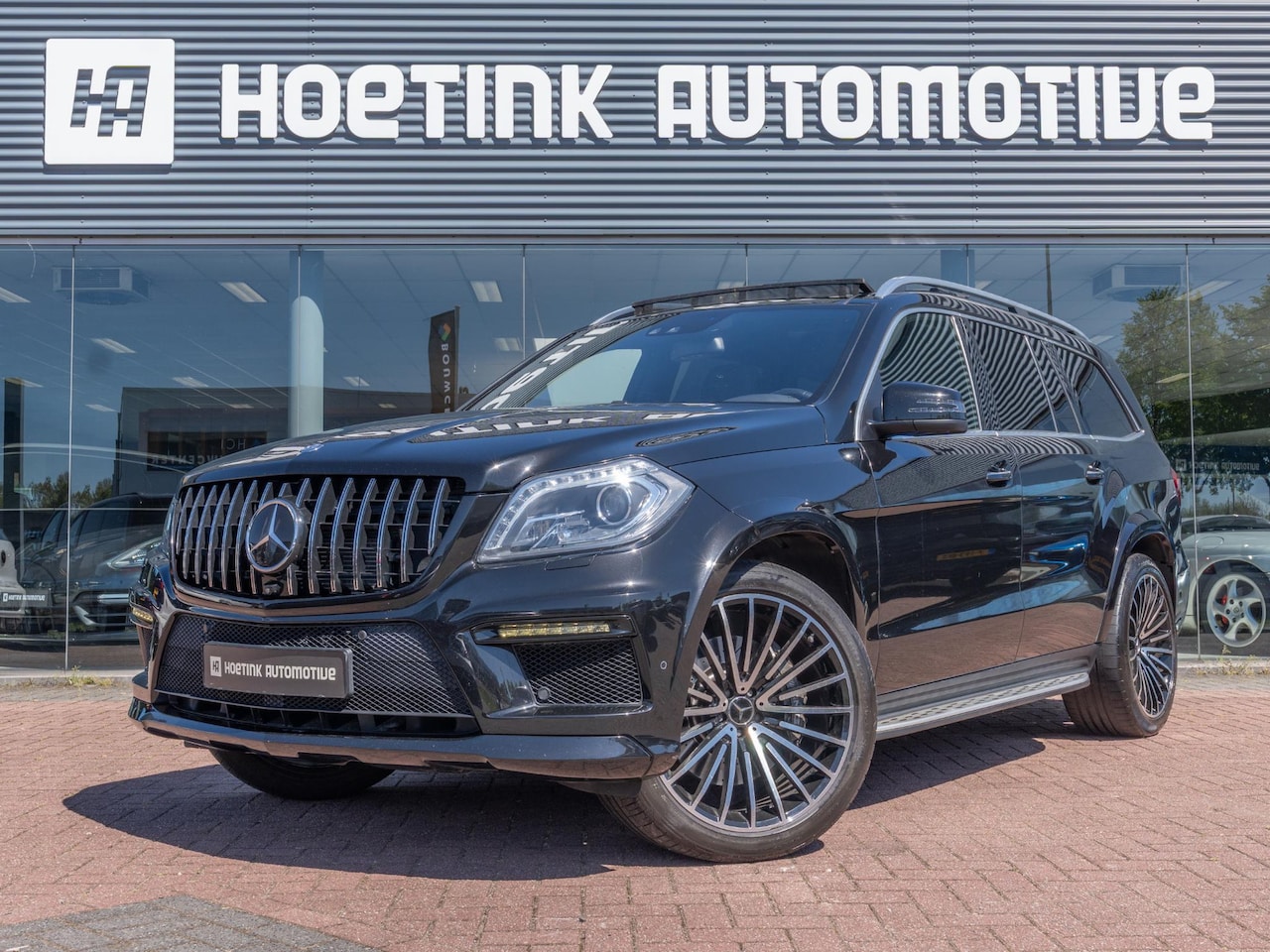Mercedes-Benz GL-klasse - AMG 63 | Volledig onderhouden | 7-zits | Pano | B&O | Masage - AutoWereld.nl