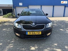 Skoda Octavia Combi - 1.2 TSI Greentech Elegance Businessline