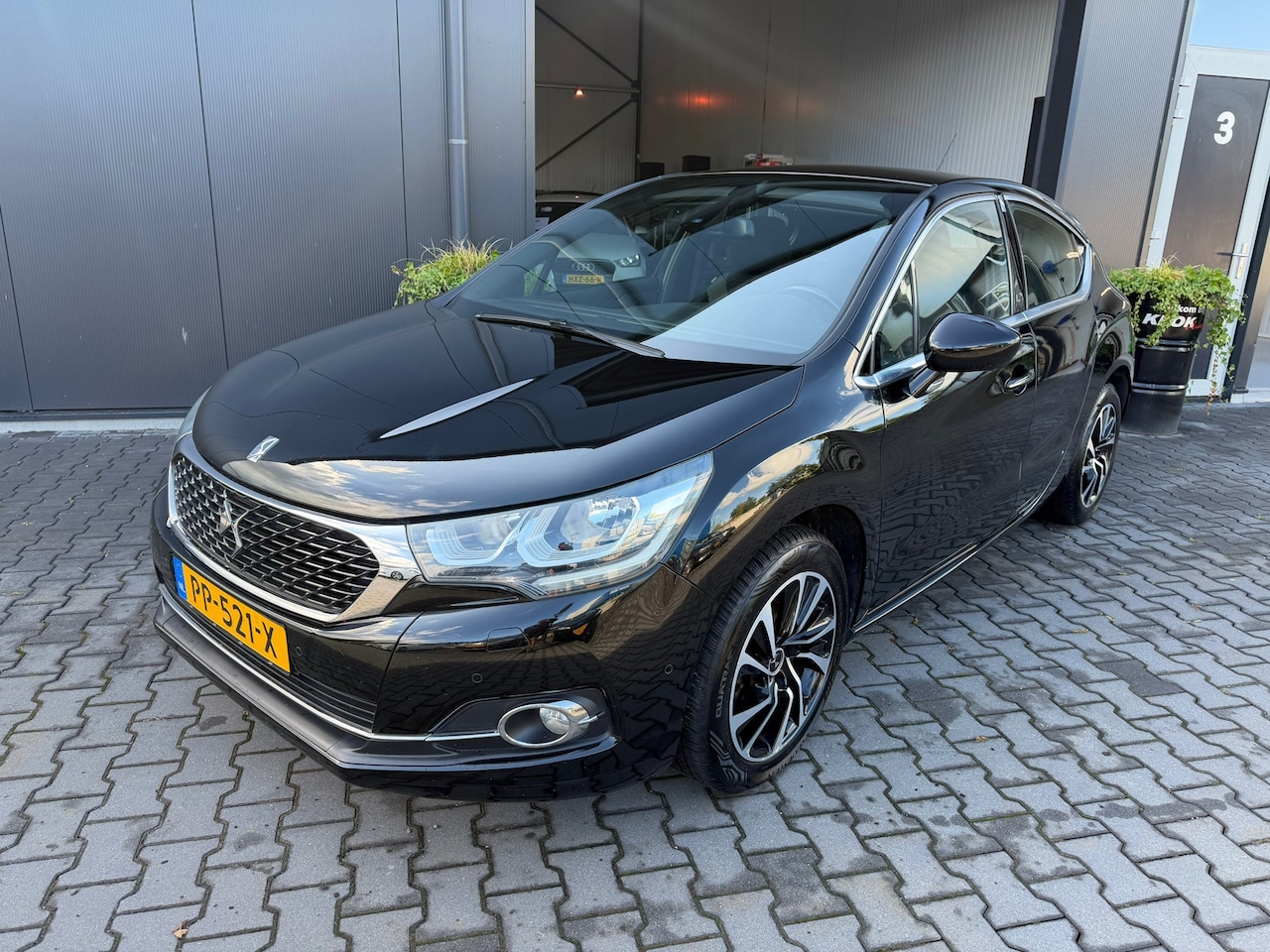 DS 4 Crossback - 1.2 PureTech Business 1.2 PureTech Business - AutoWereld.nl