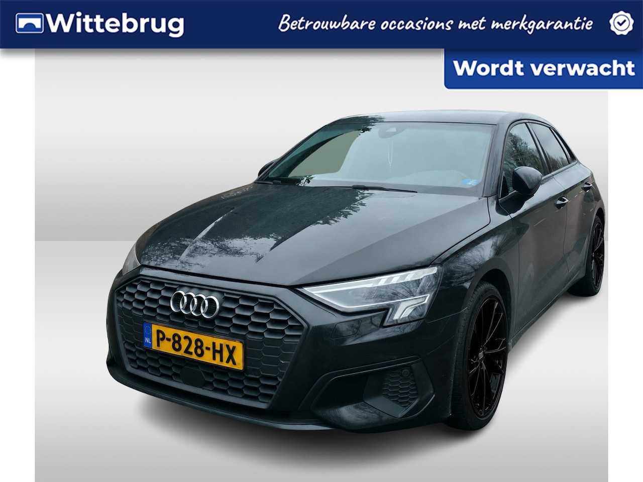 Audi A3 Sportback - 30 TFSI Advanced edition / Lederen Sportstoelen / Achteruitrijcamera / Stoelverwarming / A - AutoWereld.nl