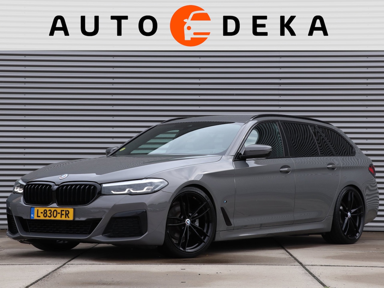 BMW 5-serie Touring - 520d xDrive M-Sport Automaat *Leder*Standkachel* - AutoWereld.nl